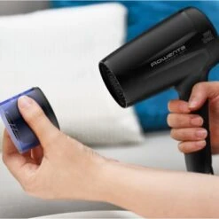 Rowenta CV1635 Handy Dry Haartrockner Schwarz/blau 8 Rowenta CV1635 Handy Dry Haartrockner Schwarz/blau -Braun shop 2cdd47ec 45ac 4454 adf2 1b512be1703d 600x600