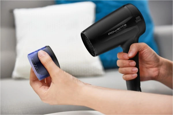 Rowenta CV1635 Handy Dry Haartrockner Schwarz/blau 3 Rowenta CV1635 Handy Dry Haartrockner Schwarz/blau – Bild 3