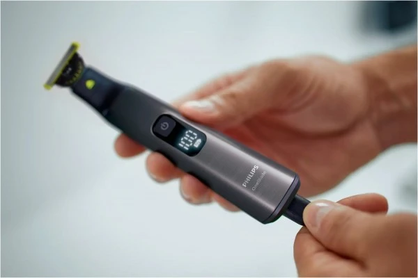 Philips QP6551/15 OneBlade Pro Face & Body Bartschneider & Body Groom 2 Philips QP6551/15 OneBlade Pro Face & Body Bartschneider & Body Groom – Bild 2